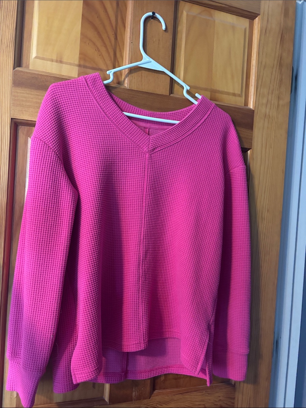 Women's Hot Pink Waffle Knit V-Neck Pullover